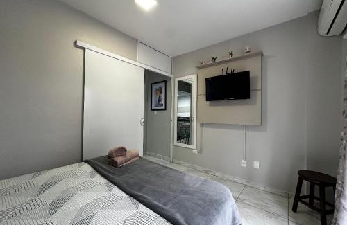 Pioneiros Apartment | MA01- Kitnet com Ar | Vista Big Wheel | Garagem