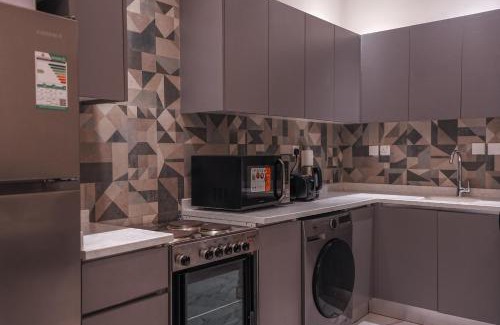 Hera Street Apartment | Mabaat-Lilium Al Salama - 513 A 2BR 21