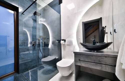 Ponice House | Maciejowe Wzgórze Jacuzzi, sauna, tężnia, balia. Apartament Maciejowa
