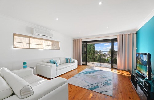 Balcolyn House | Macquarie Paradise 3bedrooms house Balcolyn