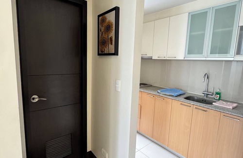 Lapu-Lapu Resort | Mactan Newton Condo with Pool Access
