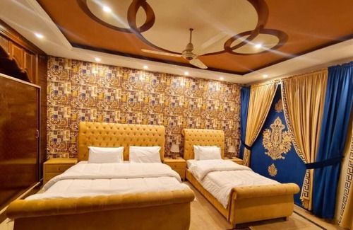 Islamabad Cabin | Madcrew Lodge