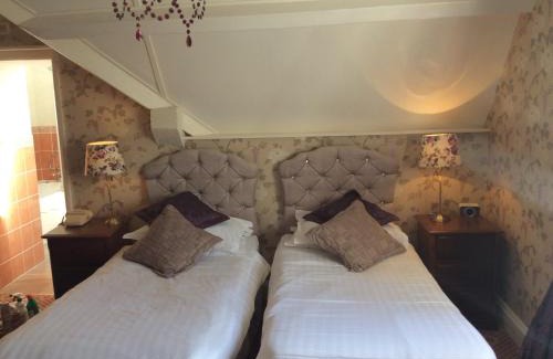 Llanrwst House | Maenan Abbey Hotel