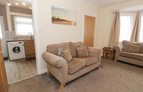 Llandudno House | Maesdu Cottage