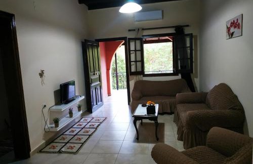 Limni Apartment | Magia's House
