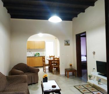 Limni Apartment | Magia's House