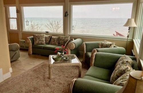 Port Republic House | Magical Bayfrnt Home, Pier, Beach, Fossils, Trails