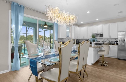 Trafalgar Village House | MagicalEverAfter Sleep17 Pvt Pool Game Rm LakeView