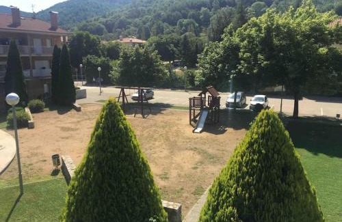 Sant Joan de Les Abadesses Apartment | Magnífic dúplex amb doble terrassa