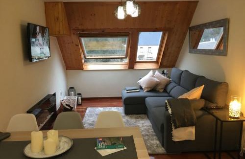 Canfranc-Estacion Apartment | Magnífico Ático Duplex con vistas a la montaña