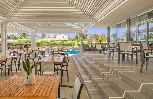 Vari-Voula-Vouliagmeni Apartment | Magnificent 1BR Suite with Balcony