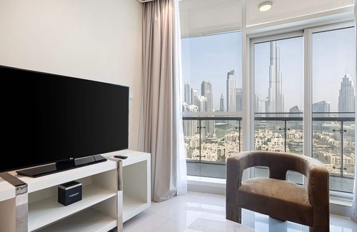 Downtown Dubai Apartment | Magnificent | 2 BR | Burj Khalifa & Downtown View