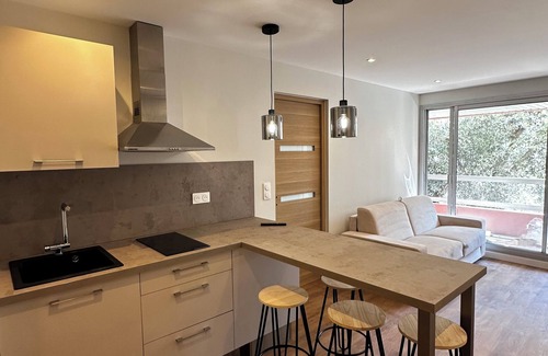 Caucade Apartment | Magnificent air-conditioned apartment with swimming pool and private parking lot