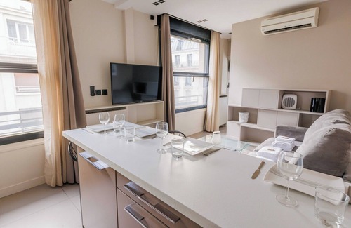 L'Europe Apartment | Magnificent apartment - 1BR/4P - Saint-Lazare