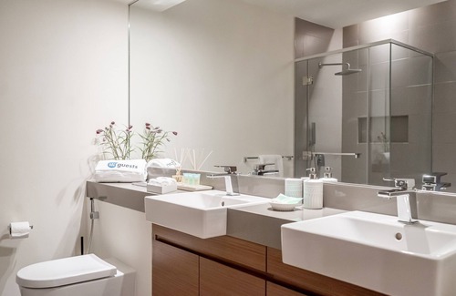 Al Wasl Apartment | Magnificent Apt with Panoramic Views All Around