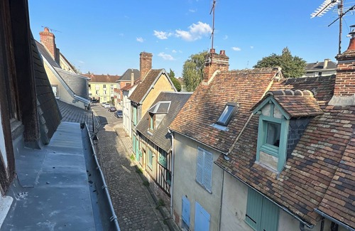 Beauvais Apartment | Magnificent, comfortable duplex apartment in the heart of the city center