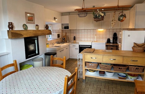 (le) Mesnil Hue House | Magnificent Country House with private heated pool, gardens & close to beaches
