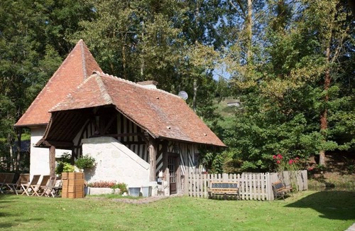 Livarot House | Magnificent estate in the heart of the Pays d'Auge, 2 h from Paris, 40 min from Deauville.