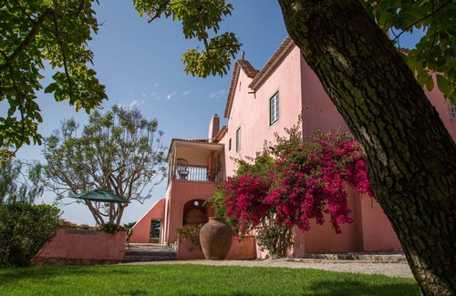 Monserrate Villa | Magnificent historic family villa with large garden, chapel, pool & housekeeper