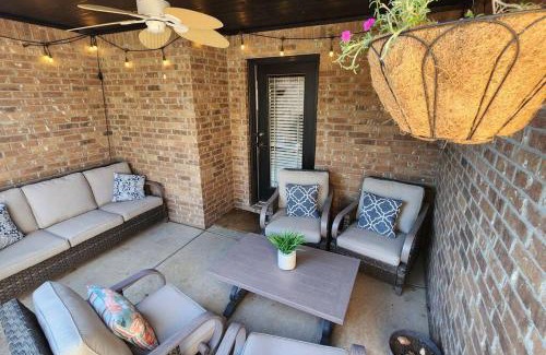 Amarillo House | Magnificent Home, Game-room, Close to Everything