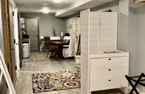 Ditmars Steinway Apartment | Magnificent Large Private Apartment Designer Hotel-Like Studio Sleeps 4
