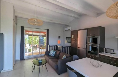 Cogolin Villa | Magnificent Mazet in the Gulf of St Tropez