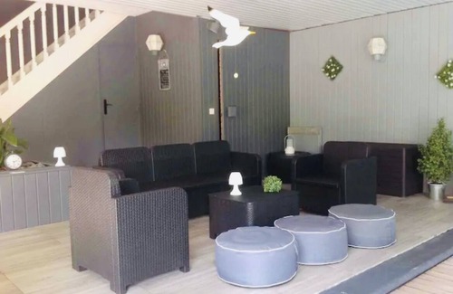 Guipry-Messac Bed & Breakfast | Magnificent residence with heated indoor pool