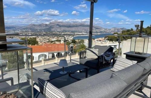 El Albir House | Magnificent view and pool