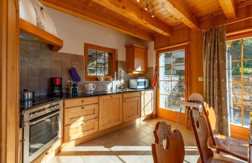 Nendaz Ski Chalet | Magnificent views, maximum sunshine, dream skiing, absolute peace and quiet, walks
