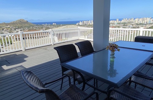 Maunalani Heights House | Magnificent views, spacious and breezy, affordable 3-bedroom home in Paradise