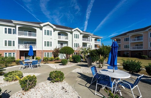 Central Myrtle Beach Condo | Magnolia North 3BR/2BA | Pool View Condo Near Beach, Golf & Broadway at the Beach