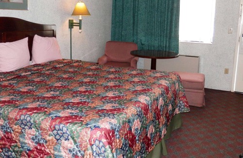 Fowlerville Hotel | Magnuson Hotel Fowlerville