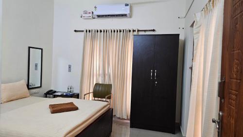 Coimbatore Hotel | Mahalakshmi Residency