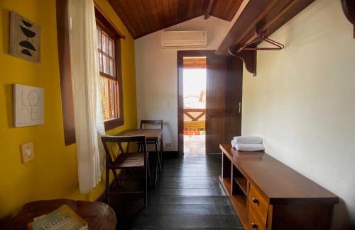 Ilha das Cobras House | MAI Chameguin Hospedagens Paraty