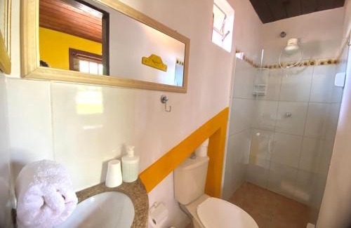 Ilha das Cobras House | MAI Chameguin Hospedagens Paraty