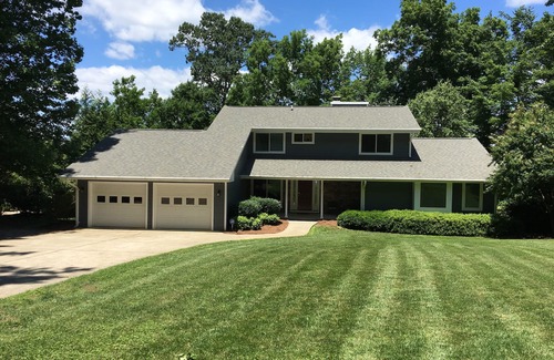 Macon House | Main Lake! Close to the water! Spectacular Views!