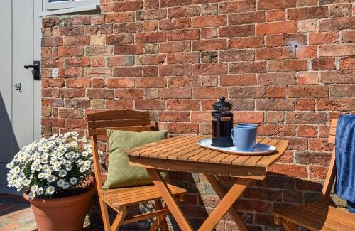Harborough Magna House | Maisie's Stable