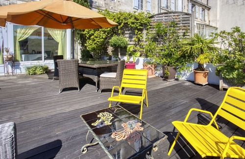 Angouleme House | Maison 350 m Centre, Chambres Calmes, Spacieuses