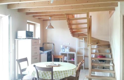 Plehedel House | Maison accueillante à Plehedel avec jardin et parking privé