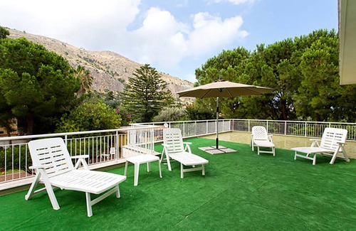 Partanna Apartment | Maison Blanche very close to Mondello beach