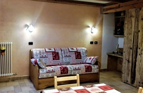 Valle d'Aosta Apartment | Maison Cerise Allein