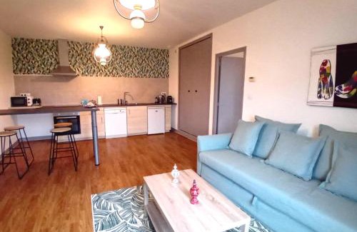 Carhaix-Plouguer House | Maison clarette
