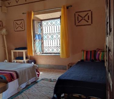 Ait Ouassif House | Maison d'hôtes IZZA
