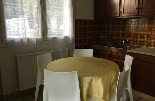 Saint-Leu-la-Foret House | Maison Dans un Endroit Calme