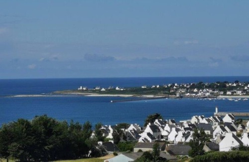 Poulgoazec House | Maison de Charme vue mer à 1km des Plages
