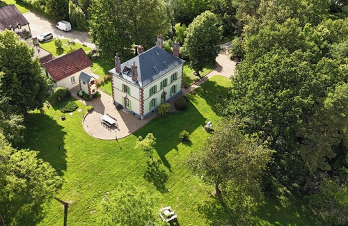 Cernoy-en-Berry House | Maison de Maître in the countryside - calm & nature - pro concierge service