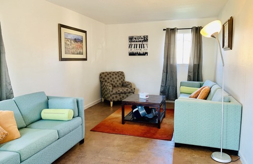 Austin House | Maison Des LaFaitte - comfortable, affordable, and clean