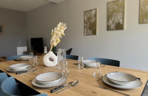 Arnage House | Maison des tourelles - 6pers - WiFi - Rêve au Mans