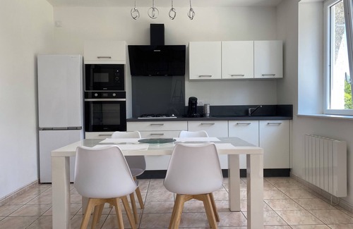 Ploumagoar House | Maison en Pierre