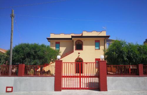 Agnone Bagni Apartment | Maison Etoile de Mer